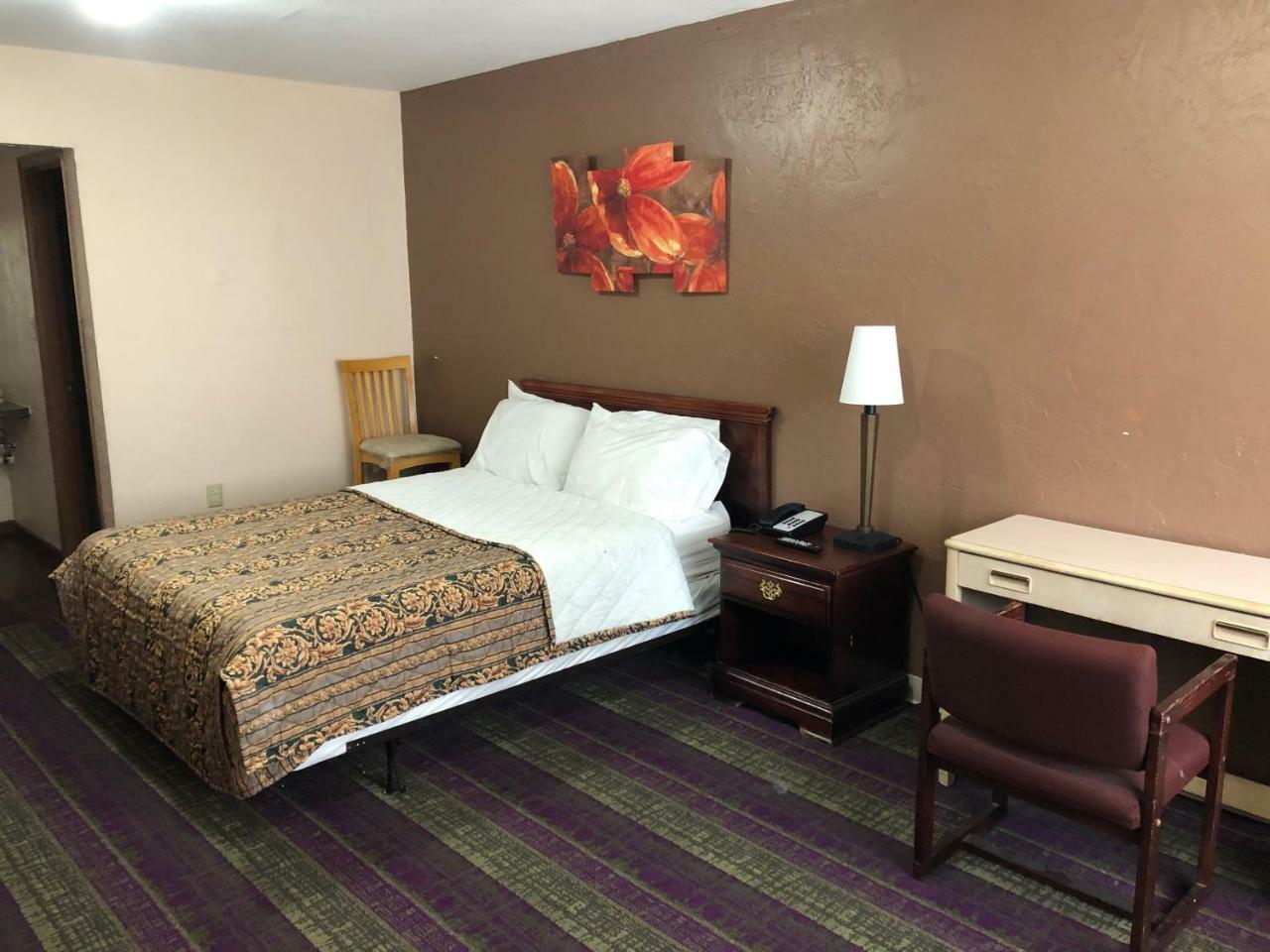 Town Motel Oshkosh Extérieur photo